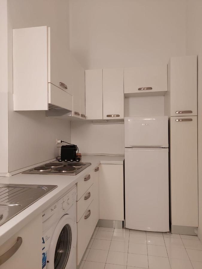 Pretty Apartment Milan Bagian luar foto
